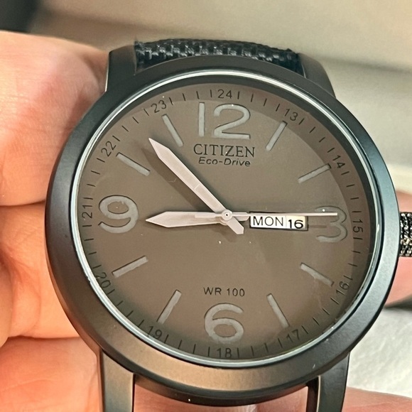 Citizen Eco-Drive Day Date Casual Designer Sport Men’s Watch - Picture 7 of 7